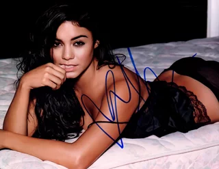 Vanessa Hudgens autograph