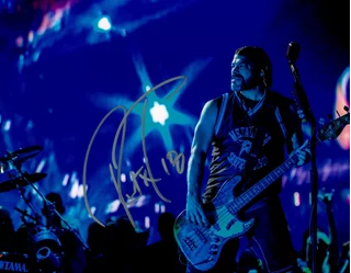 Robert Trujillo autograph