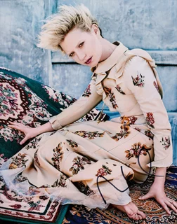 Mia Wasikowska autograph