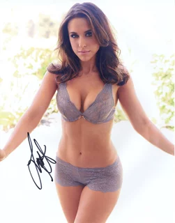Lacey Chabert autograph
