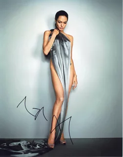 Angelina Jolie autograph
