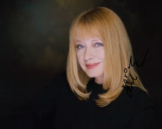 Andrea Evans autograph