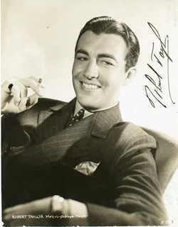 Robert Taylor autograph