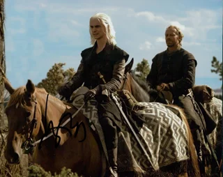 Harry Lloyd autograph