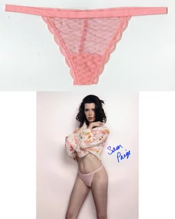 Samantha Paige autograph