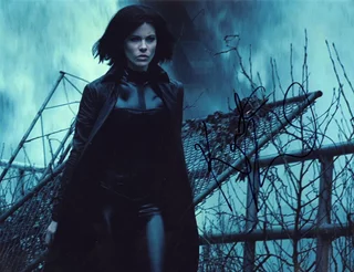 Kate Beckinsale autograph