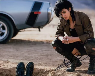 Carlena Britch autograph