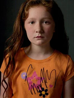 Emma Kenney autograph