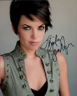 Emily Sandifer autograph