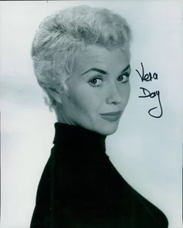 Vera Day autograph
