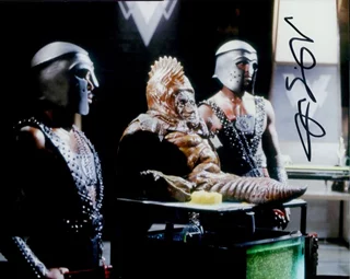 Nabil Shaban autograph