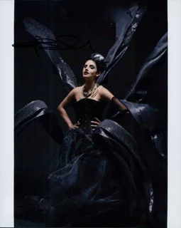 Carlena Britch autograph