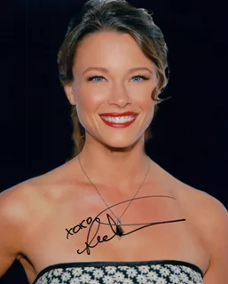 Scottie Thompson autograph