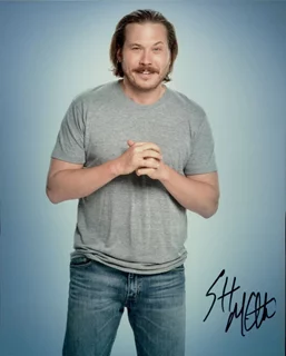 Scott MacArthur autograph