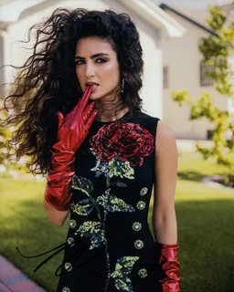 Medalion Rahimi autograph