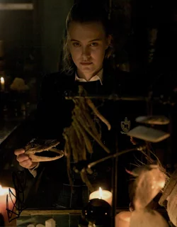 Tiera Skovbye autograph