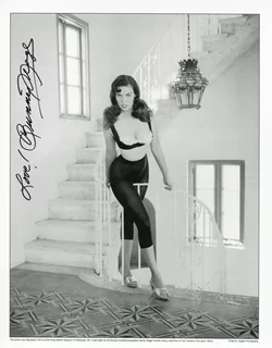 Bunny Yeager autograph