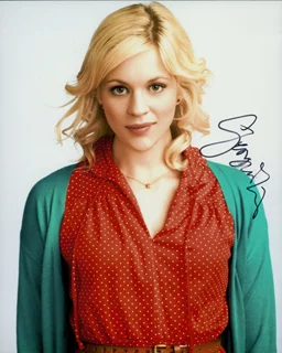 Georgia King autograph