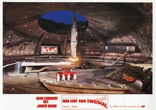 Donald Pleasence autograph