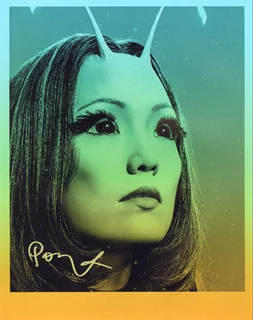 Pom Klementieff autograph