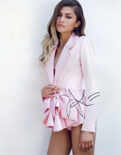 Zendaya Coleman autograph