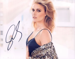Greta Gerwig autograph
