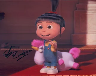 Elsie Fisher autograph