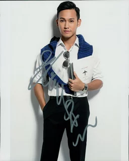 Wesley Wong autograph