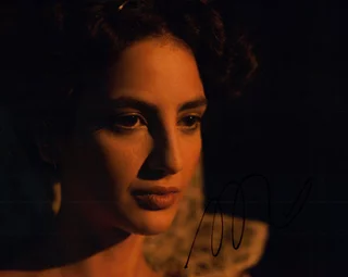 Medalion Rahimi autograph