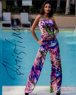 Kristina Menissov autograph