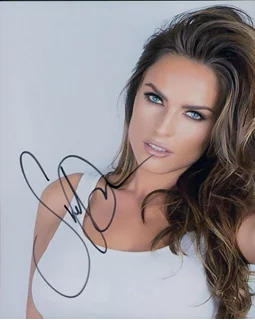 Shelby Lynn Brown autograph