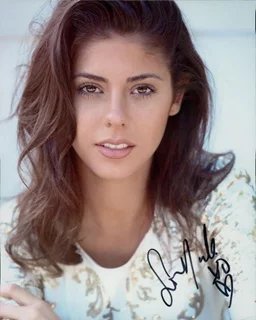 Sierra Nowak autograph