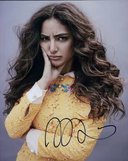 Medalion Rahimi autograph