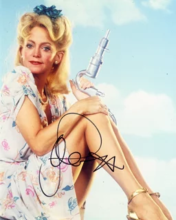 Goldie Hawn autograph