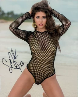 Sierra Nowak autograph