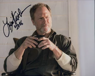 Louis Herthum autograph
