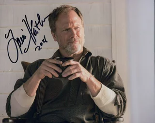 Louis Herthum autograph