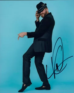 Ian Verdun autograph