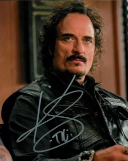 Kim Coates autograph