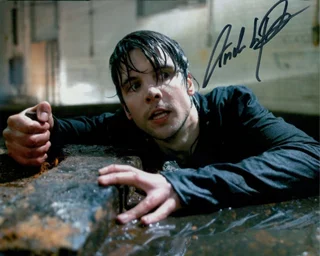 Andrew Lee Potts autograph