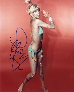 Goldie Hawn autograph
