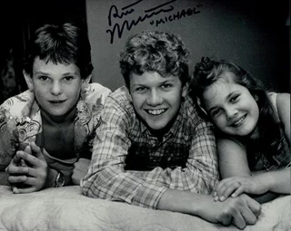 Robert MacNaughton autograph