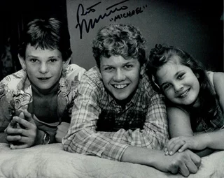 Robert MacNaughton autograph