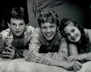 Robert MacNaughton autograph