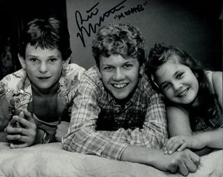 Robert MacNaughton autograph