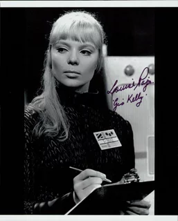 Louise Pajo autograph