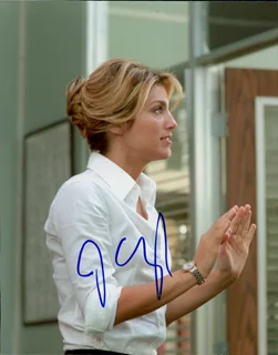 Jennifer Esposito autograph