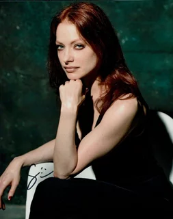 Elizabeth J. Carlisle autograph