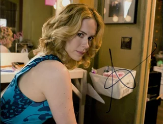 Sarah Paulson autograph