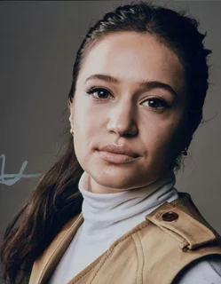 Gideon Adlon autograph